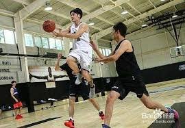 英雄联盟赛事：8月8日比赛调整为无观众模式